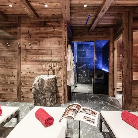 Contact Us At What App - 0041-798-079-427 To Book!! - Hahnenkamm Peak - 12 Personen *
