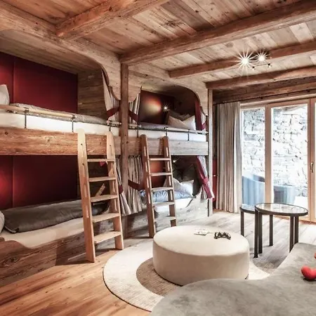 Contact Us At What App - 0041-798-079-427 To Book!! - Hahnenkamm Peak - 12 Personen * Kitzbuhel