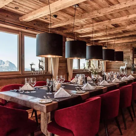 Contact Us At What App - 0041-798-079-427 To Book!! - Hahnenkamm Peak - 12 Personen Kitzbuhel